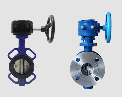 What is the difference between a soft seal butterfly valve and a hard seal butterfly valve?